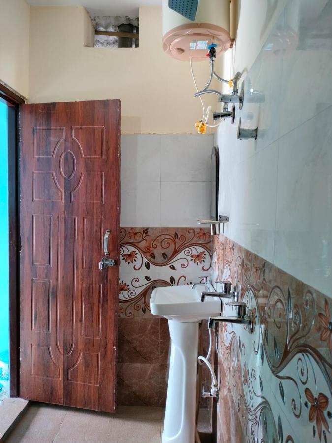 Pandava'S Cafe & Stay Chopta Екстер'єр фото
